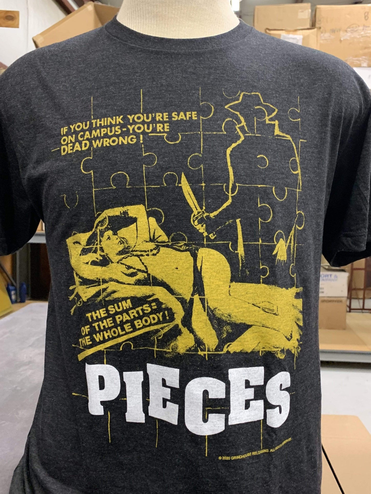 PIECES T-Shirt : Vintage 1982 Ad